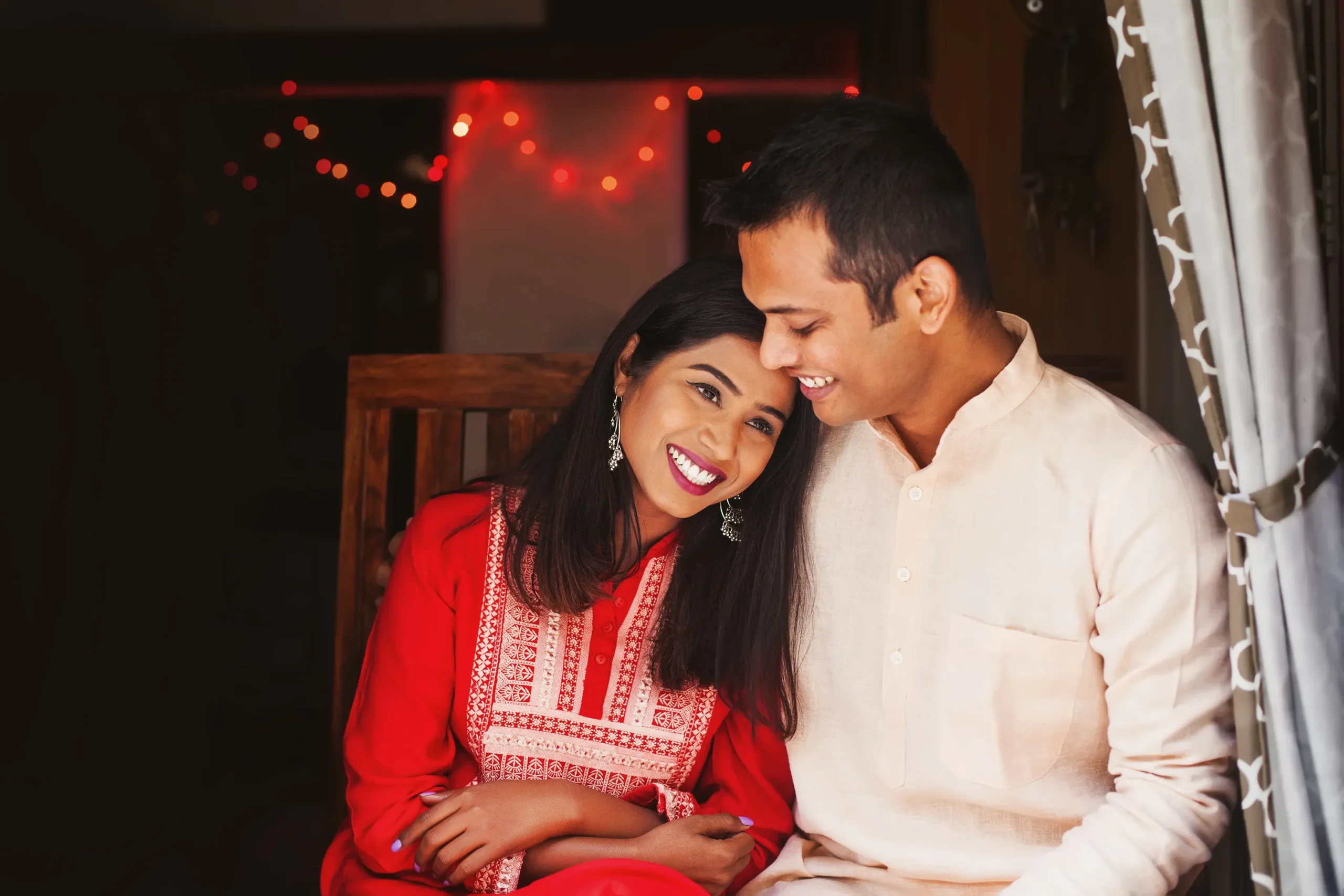 How to Make Your Makeup Last Through Dinner & Photos - Nikhil Sharma Hairdressing - Defency Colony - Arjun Marg - South Delhi - Gurugram