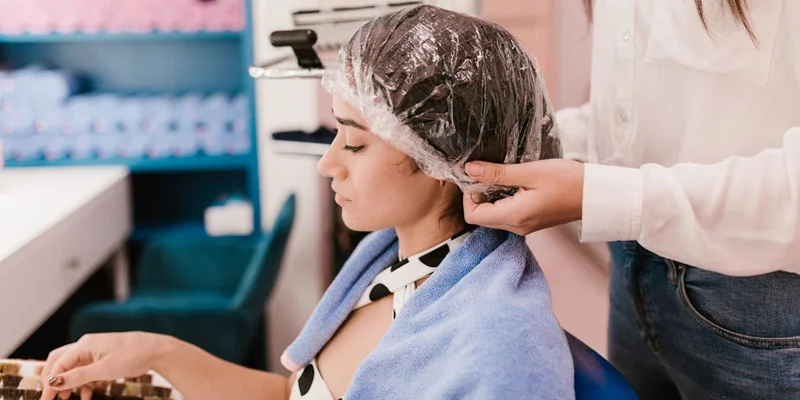 Best Salon Treatments for Oily Scalp, Dandruff, and Buildup